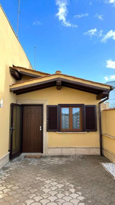 Casa Vacanze Profumo Di Mare Fiumicino Exterior photo